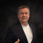 Realitní makléř Jaroslav Samek